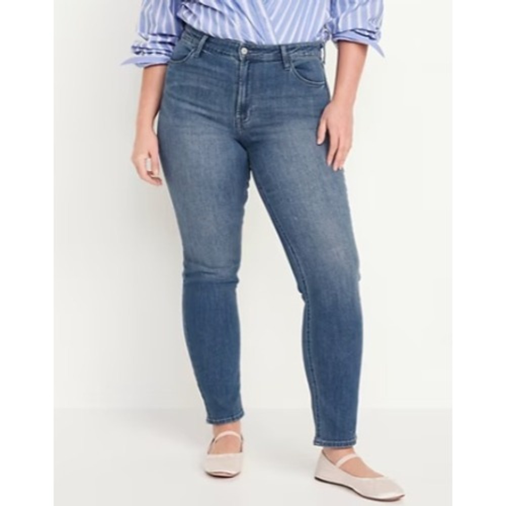 NWT Old Navy‎ Women's High Rise Wow Straight Leg Stretch Jeans 22 Short